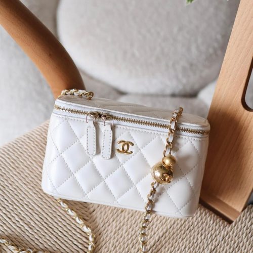 CHANEL Small Pearl Crush White Quilted Lambskin Vanity Case With Chain In Dubai