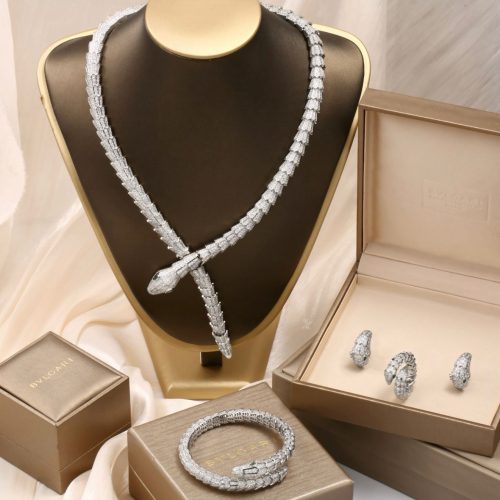 Bvlgari Serpenti Viper Necklace With Diamonds In White Gold