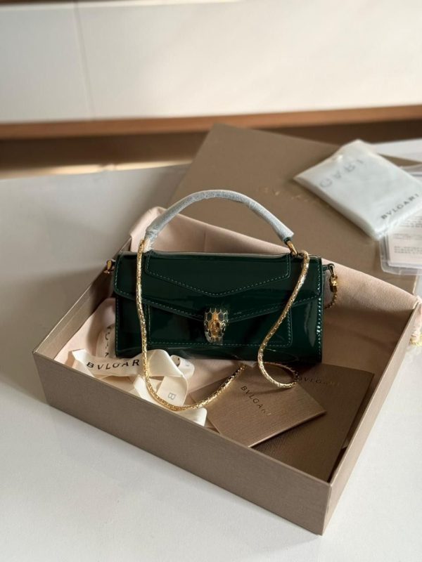 Bvlgari Emerald Green Calf leather Serpenti Forever Phone Case