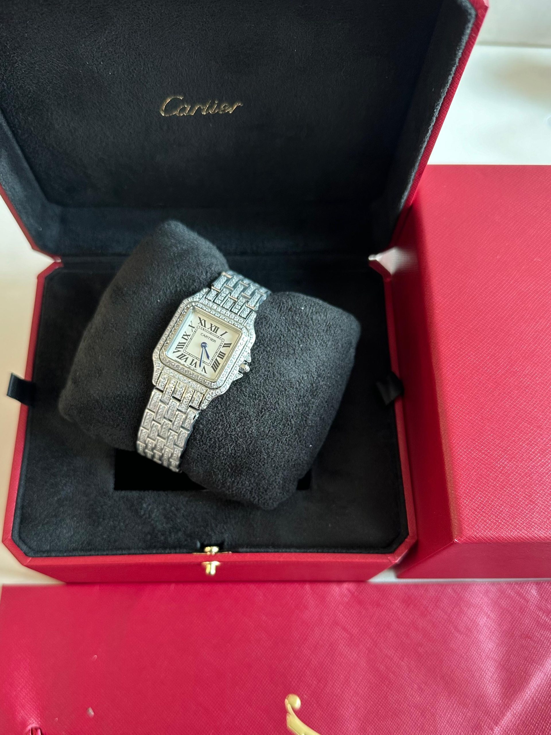 Cartier Panthere de White Iced Out Diamond Ladies Watch HPI01129 Cartier Panthere de White Iced Out Diamond Ladies Watch HPI01129