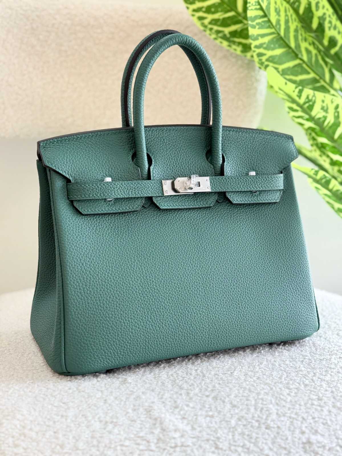 Hermes Birkin 25CM Handbag In Malachite Togo Leather Silver Hardware Hermes Birkin 25CM Malachite Togo Leather Handbag
