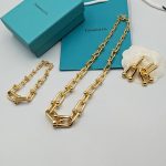 Tiffany HardWear Graduated Link Necklace in gold