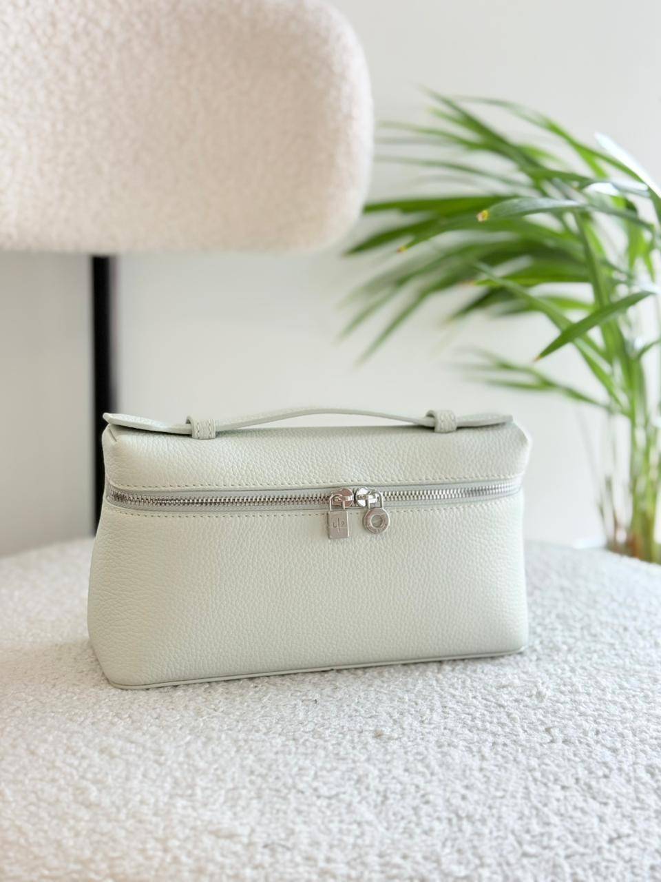 Loro Piana Pouch L19 Pristine White Loro Piana Pouch L19 Pristine White