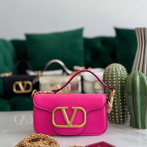 Valentino Garavani Small Bag Loco Pink