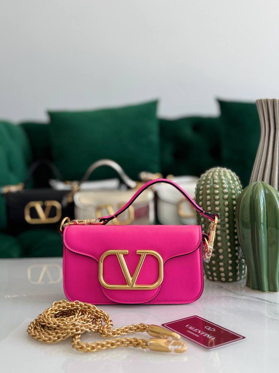 Valentino Garavani Small Bag Loco Pink Valentino Garavani Small Bag Loco Pink