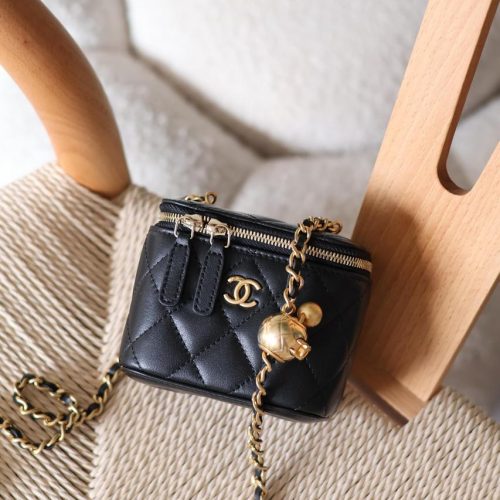 chanel mini vanity case black