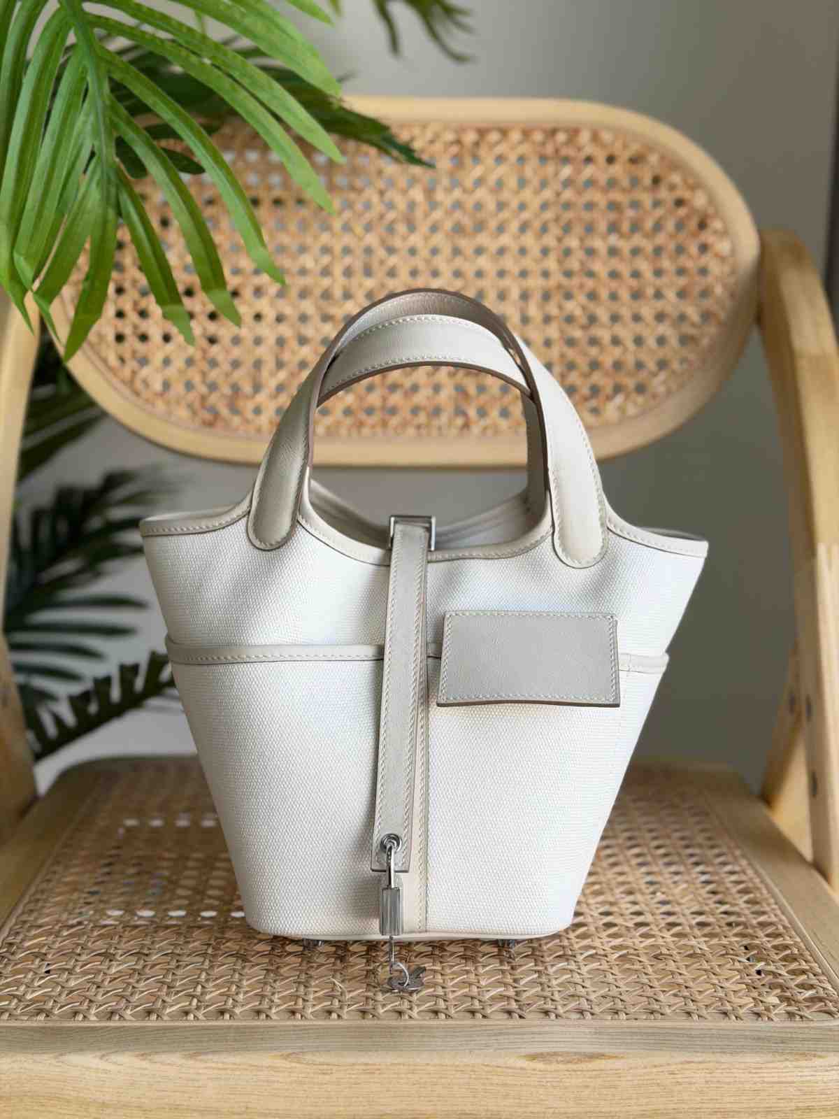 WhatsAppImage2026-04-05at10.54.07AM1 Hermes Picotin Cargo 18 Nata