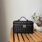 Bottega Veneta Bang Bang Vanity Black