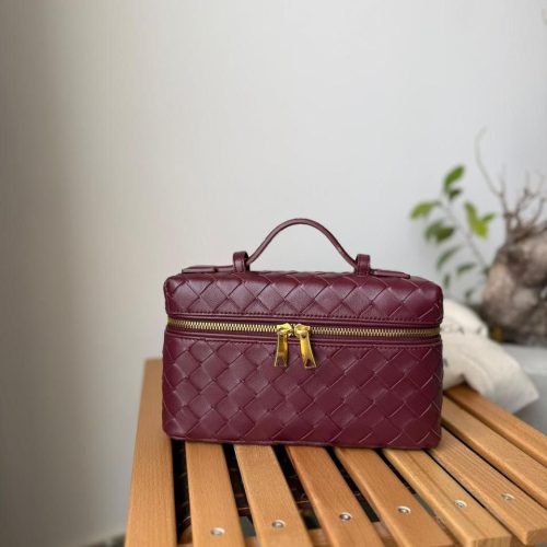 Bottega Veneta Bang Bang Barolo