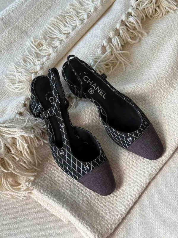 Chanel Black Silver Tweed Lambskin Studded Cap Toe CC Slingback Pumps