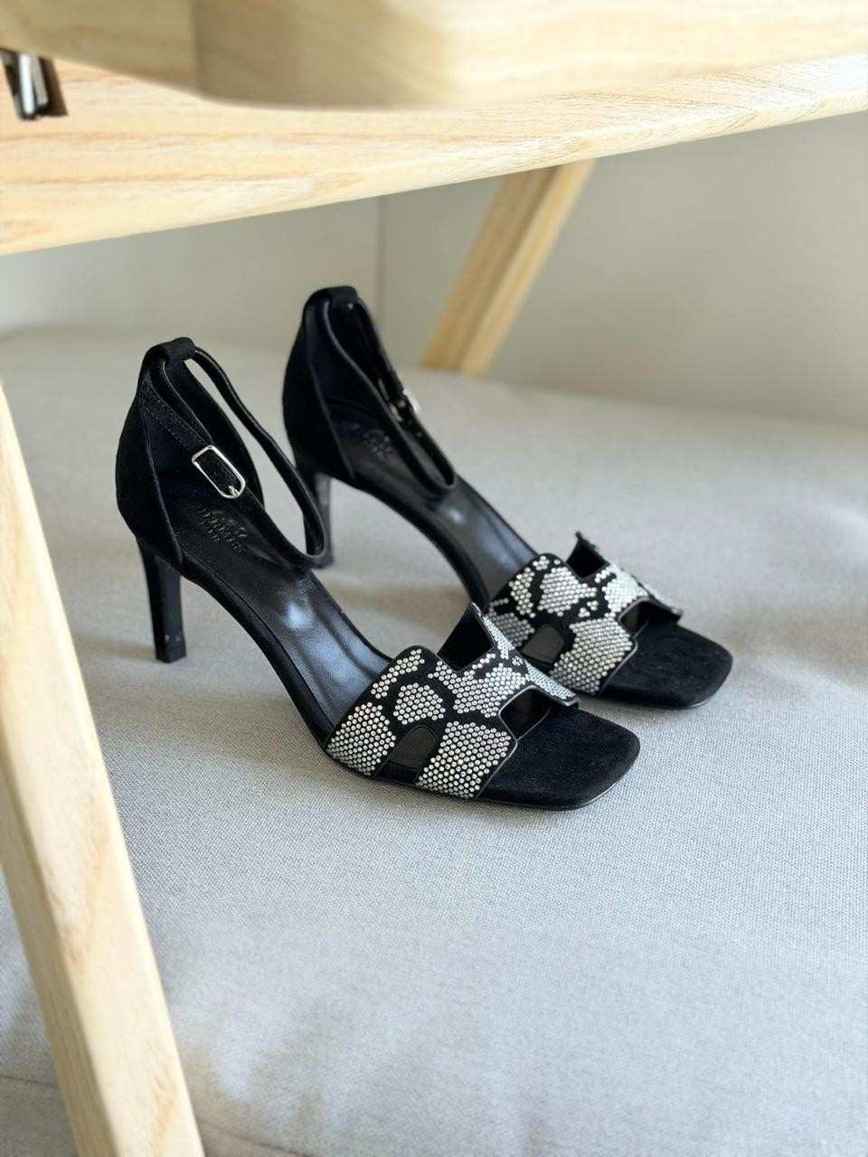 Hermes Joy 105 Black Suede Leather Figure Artistique Crystal Ankle Strap Heels Sandal Hermes Joy 105 Black Suede Leather Figure Artistique Crystal Ankle Strap Heels Sandal