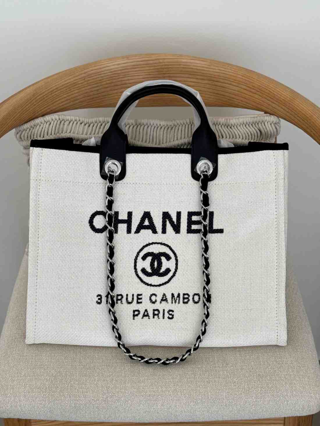 Chanel Deauville Tote White Canvas Medium Chanel Deauville Tote White Canvas Medium