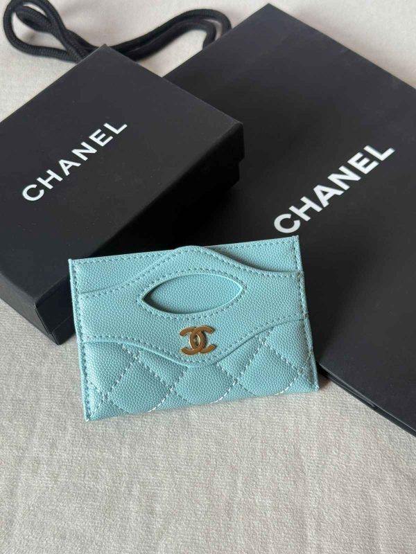 Chanel 31 Card Holder Tiffany Blue