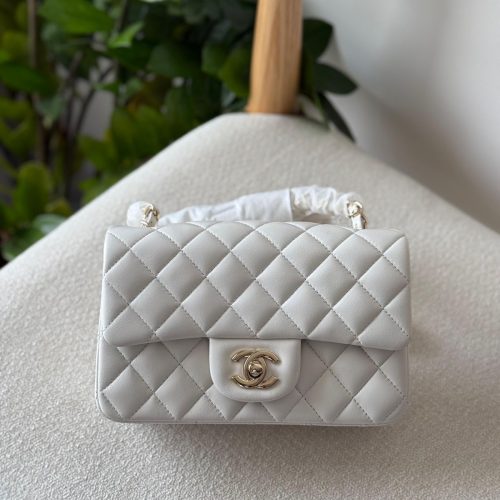 Chanel Classic Mini Flap Bag 20CM Whtie Lambskin Leather Gold Hardware