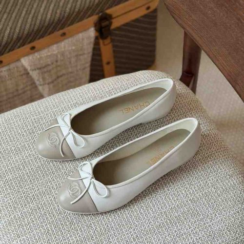 Chanel White And Grey Lambskin Cap Toe CC Ballerina Flats