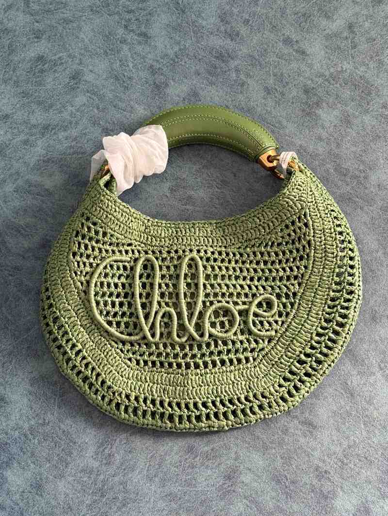 Chloe Summer Banana Bag Leaf Green Raffia Chloe Summer Banana Bag Leaf Green Raffia