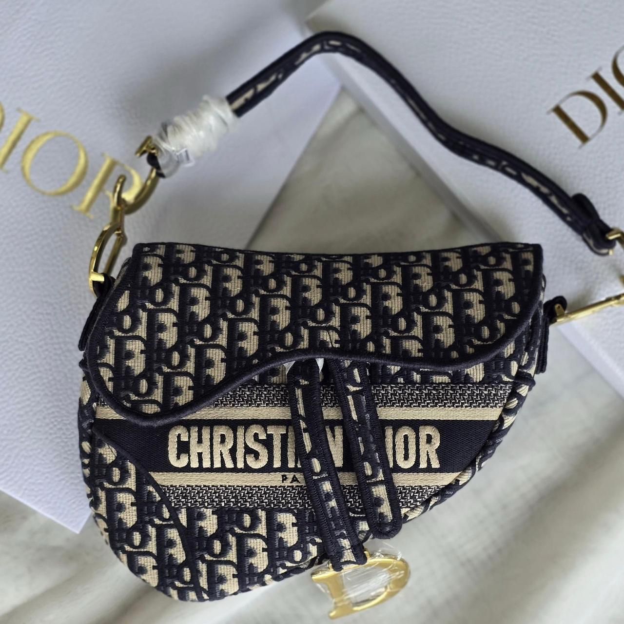 Christian Dior Medium Saddle Bag Blue Oblique Embroidery Christian Dior Medium Saddle Bag Blue Oblique Embroidery - Image 1