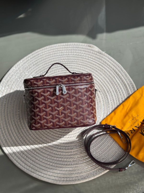 Goyard Vanity Case Muse Mini Burgundy