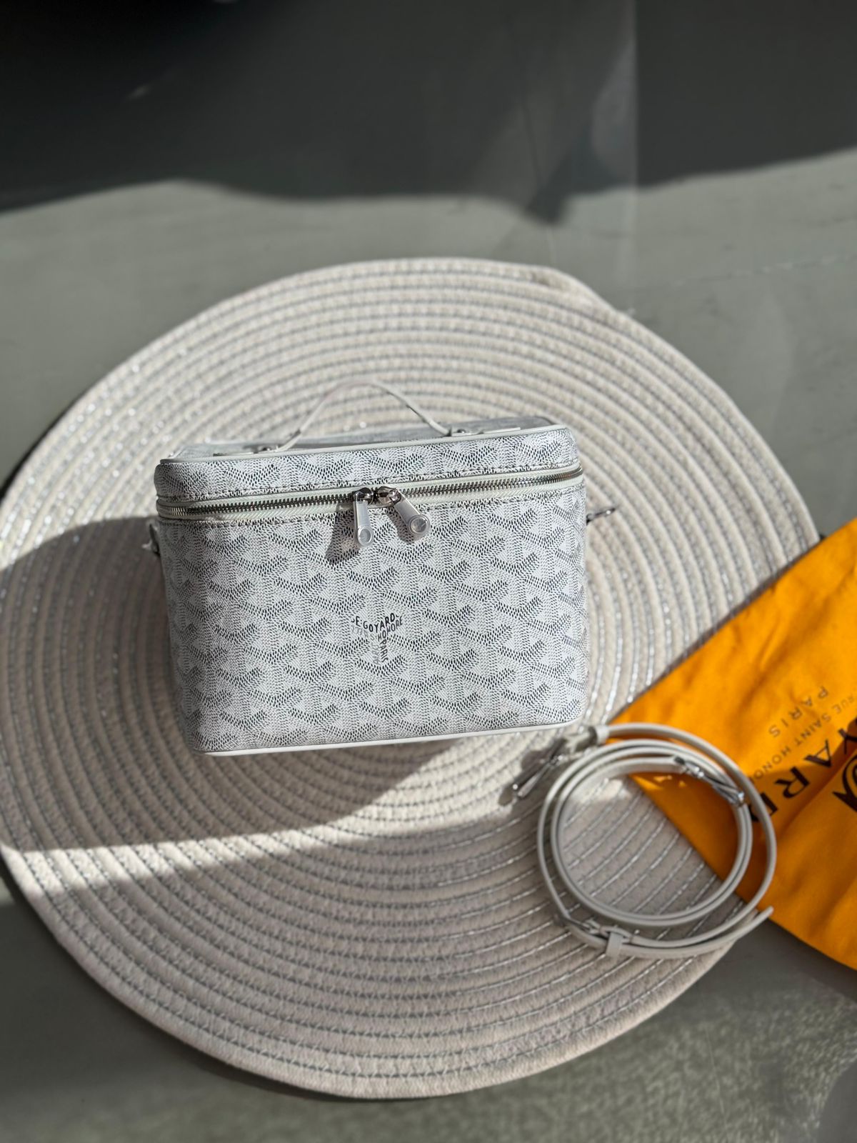Goyard Muse Vanity Case Mini White Goyard Muse Vanity Case Mini White
