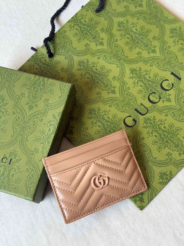 Gucci GG Marmont Card Case Pink Beige
