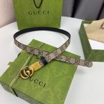 Gucci GG Marmont Reversible Thin Belt in GG Supreme Canvas & Black Leather (2)