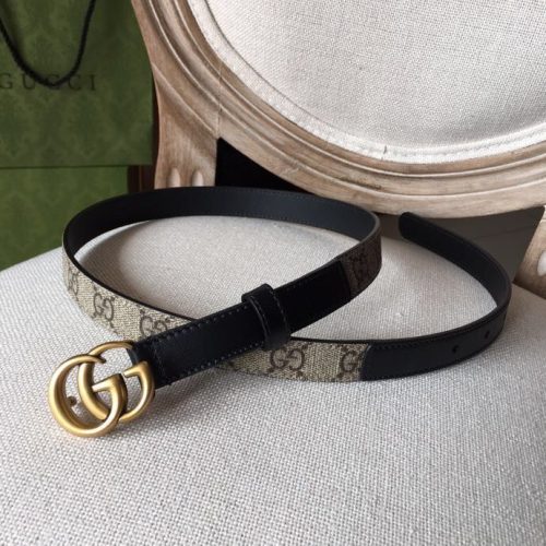 Gucci GG Marmont Reversible Thin Belt in GG Supreme Canvas & Black Leather (2)