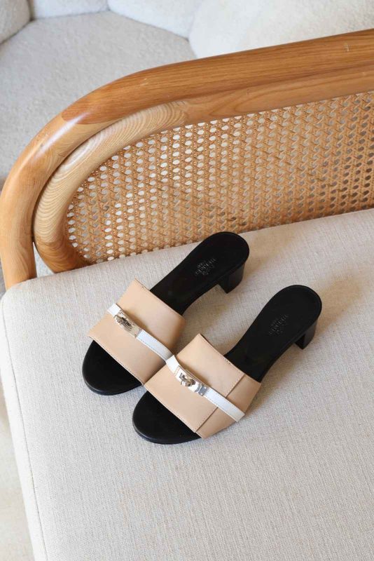 Hermes Gigi 50 Sandals In Beige And White Line Silver Kelly Buckle