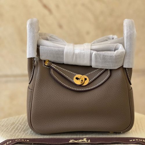 Hermes Mini Lindy Bag In Etoupe Taurillon Clemence Leather