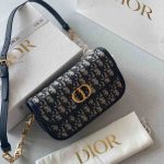 Dior 30 Montaigne Avenue Bag Blue Oblique