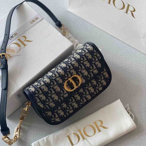 Dior 30 Montaigne Avenue Bag Blue Oblique