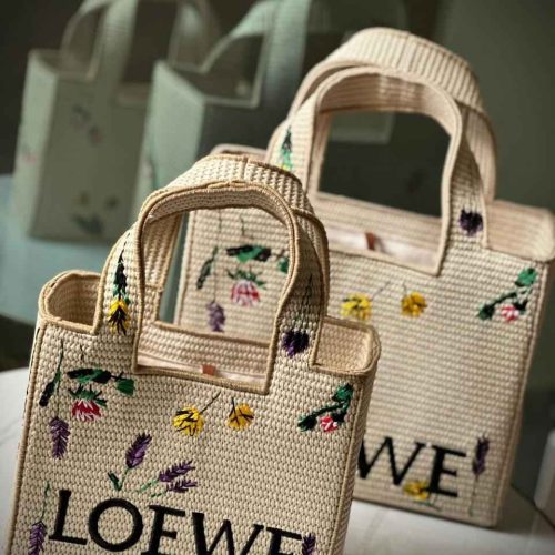 Loewe Font Raffia Tote Bag Naturel Floral