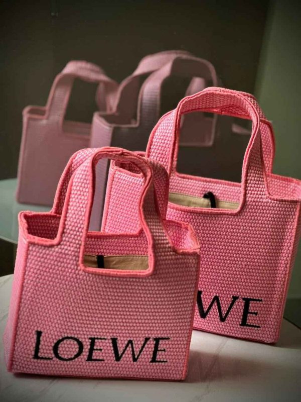Loewe Font Raffia Tote Bag Pink