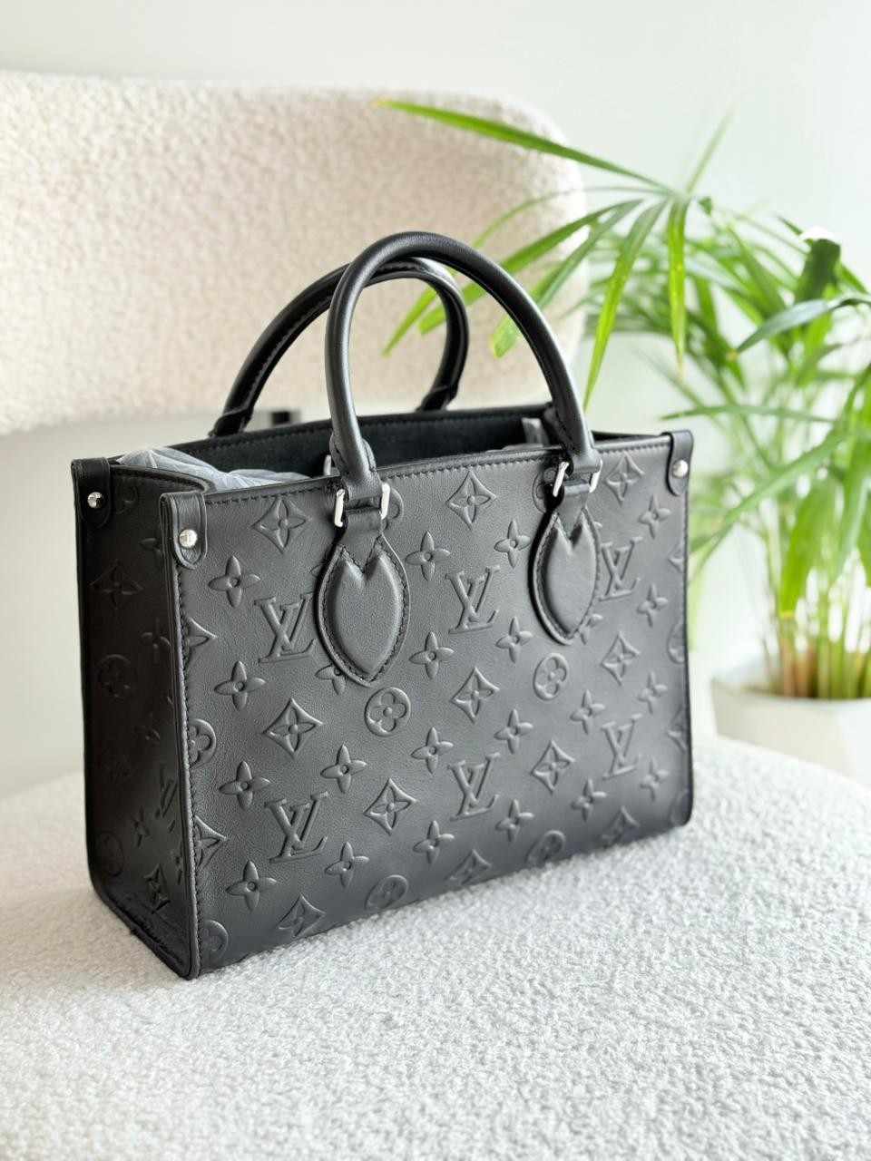 LouisVuittonOnthegoPMBlackBoldMonogramEmpreinteLeatherToteBag Louis Vuitton Onthego PM Black Bold Monogram Empreinte Leather Tote Bag - Image 1