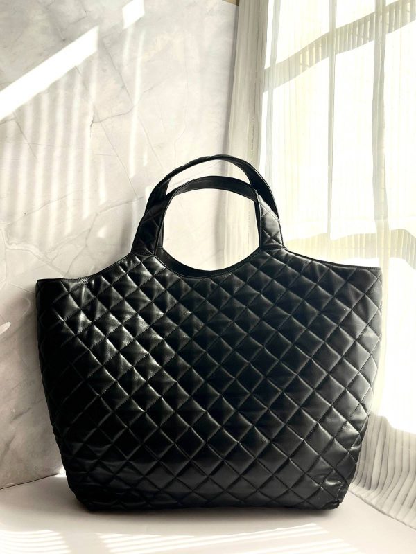 Saint Laurent Lambskin Quilted Maxi Icare Shopping Tote In Black