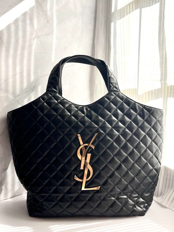 Saint Laurent Lambskin Quilted Maxi Icare Shopping Tote In Black