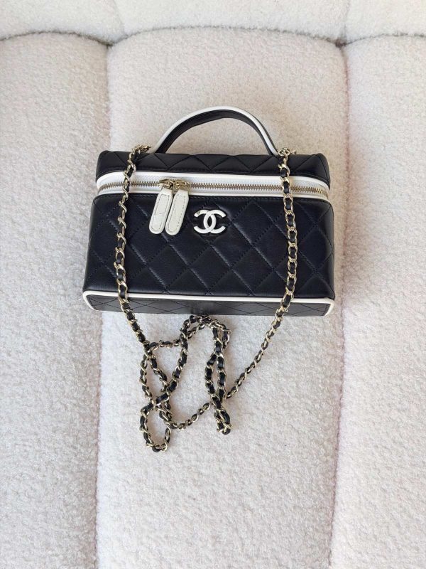 Chanel Black Quilted Lambskin Top Handle Vanity Case With White Trim