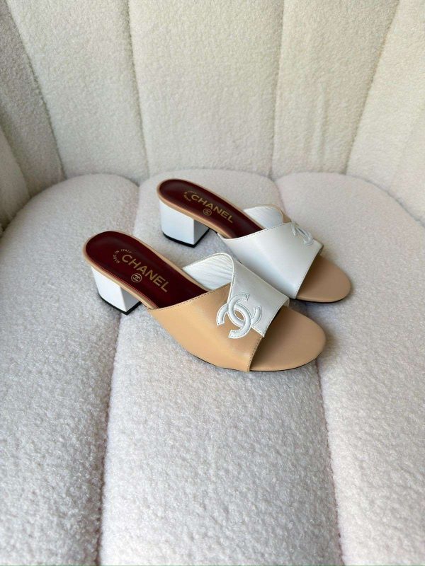 Chanel CC Two Tone Leather Slide Sandals Beige & White