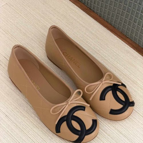 Chanel Lambskin Quilted CC Cambon Ballet Flats In Beige
