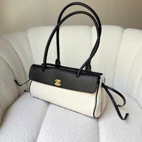 Chanel Small Urban Essential East-West Tote Bag Black Calfskin & White Bouclé Tweed