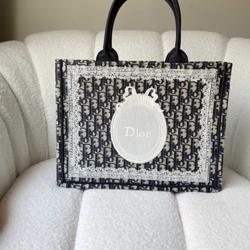 Dior Medium Book Tote Blue Oblique Embroidery With White Medaillon