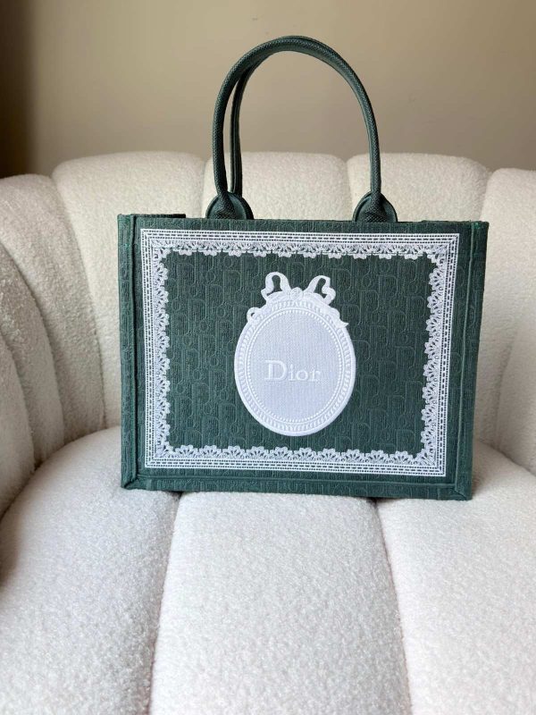 Dior Medium Book Tote Green Oblique Embroidery With White Medaillon