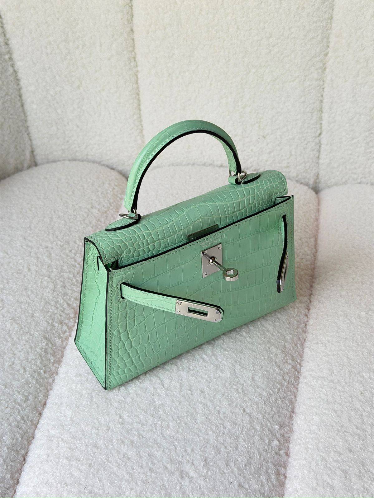 Hermes Kelly Mini Vert D'Eau Shiny Alligator Palladium Hardware (4) Hermes Kelly Mini Vert D'Eau Shiny Alligator Palladium Hardware