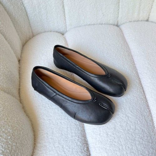 Maison Margiela Black Tabi Ballerina Leather Flats