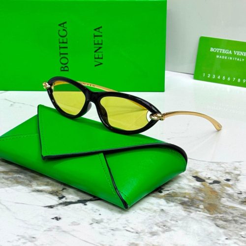 Bottega Veneta Knot Detail BV1390S Cat Eye Sunglasses yellow