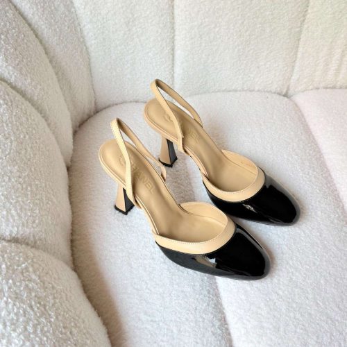 Chanel Beige And Black Patent Leather Cap Toe Slingback Sandals (2)