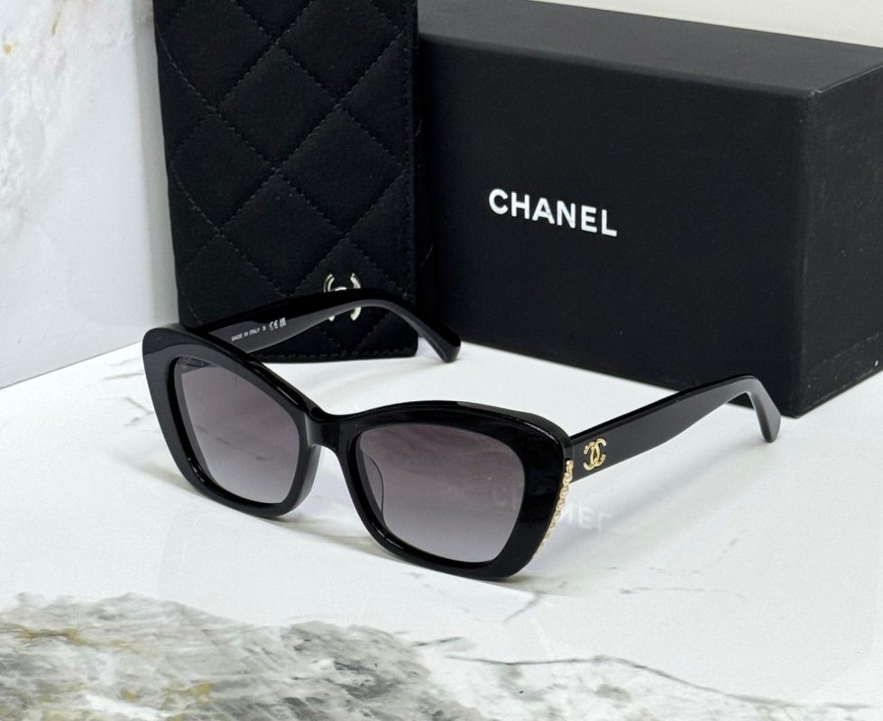 Chanel Black Acetate Pearl Cat Eye CC 5481H Sunglasses