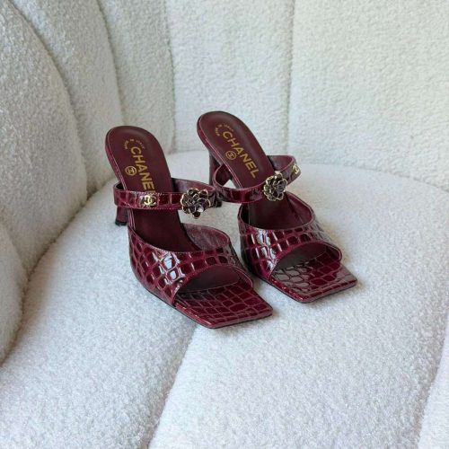Chanel Burgundy Crocodile Embossed Leather Square Toe Heels