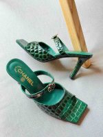 Chanel Green Crocodile Embossed Leather Square Toe Heels