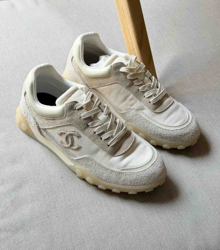 Chanel Ivory Mixed Fibers Suede Calfskin Womens CC Sneakers