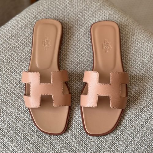 Hermes Oran Granit Rose Epsom Leather Flat Sandals